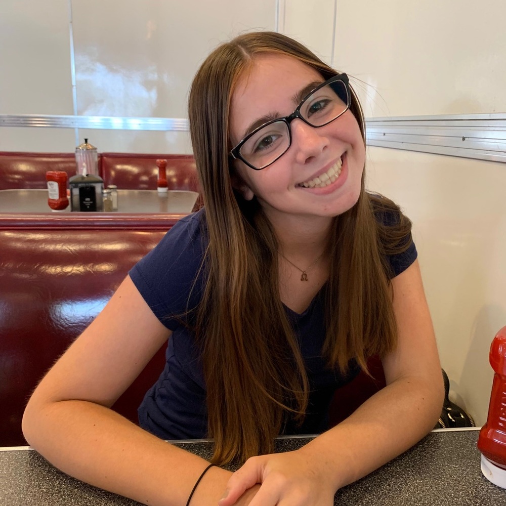 Meet your Posher, Julia !🧡